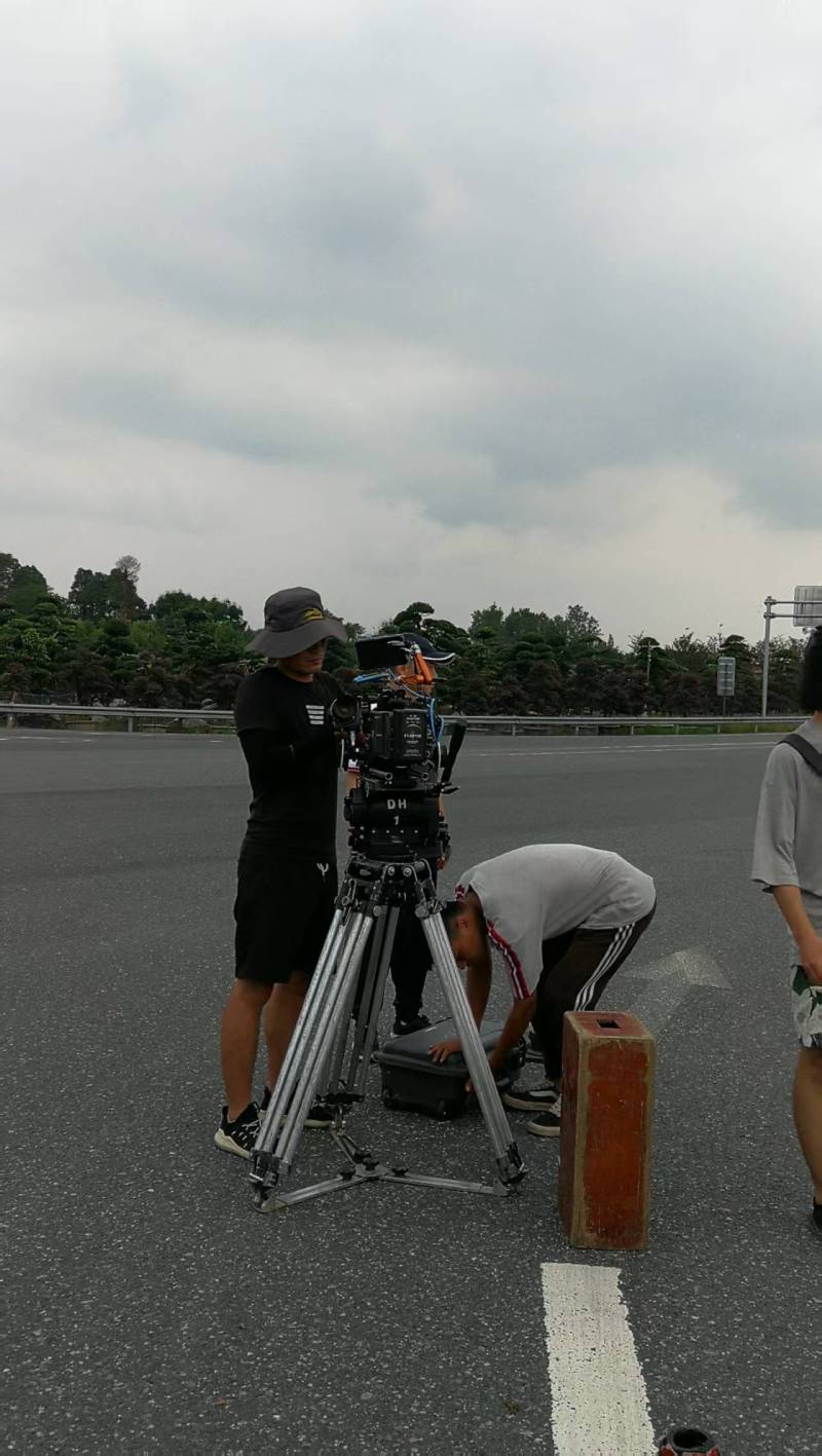 富顺县TVC拍摄公司：唤醒集体记忆，构建跨代际沟通桥梁